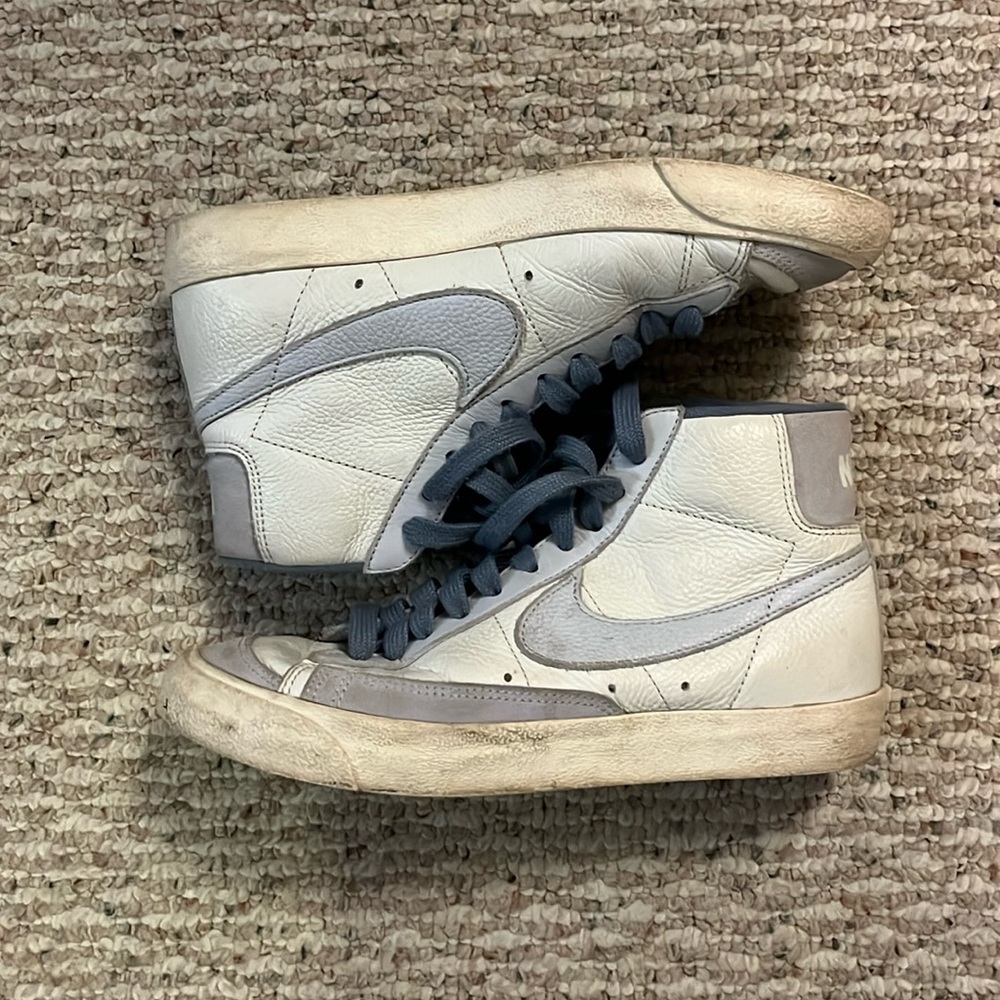 Women’s Nike Blazers (custom blue/periwinkle) size 6.5